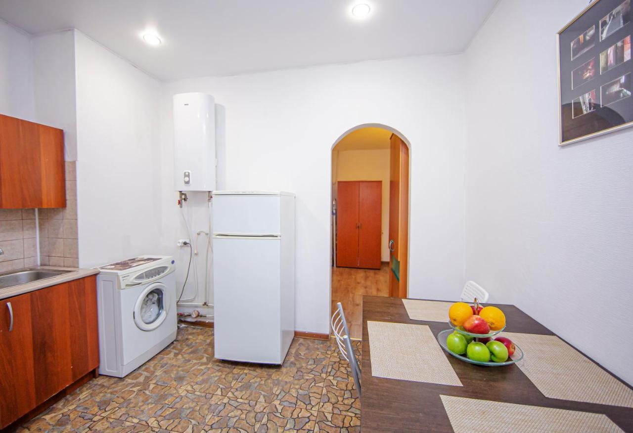 Old Town Apartment 3Br & 2Bthr Санкт Петербург Екстериор снимка